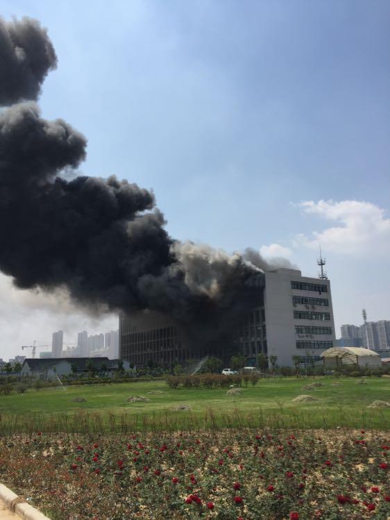 鄭州火災(zāi)全面救援與緊急應(yīng)對(duì)措施的最新消息